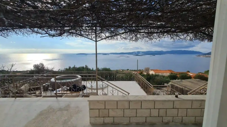 villa more - pietro - taras